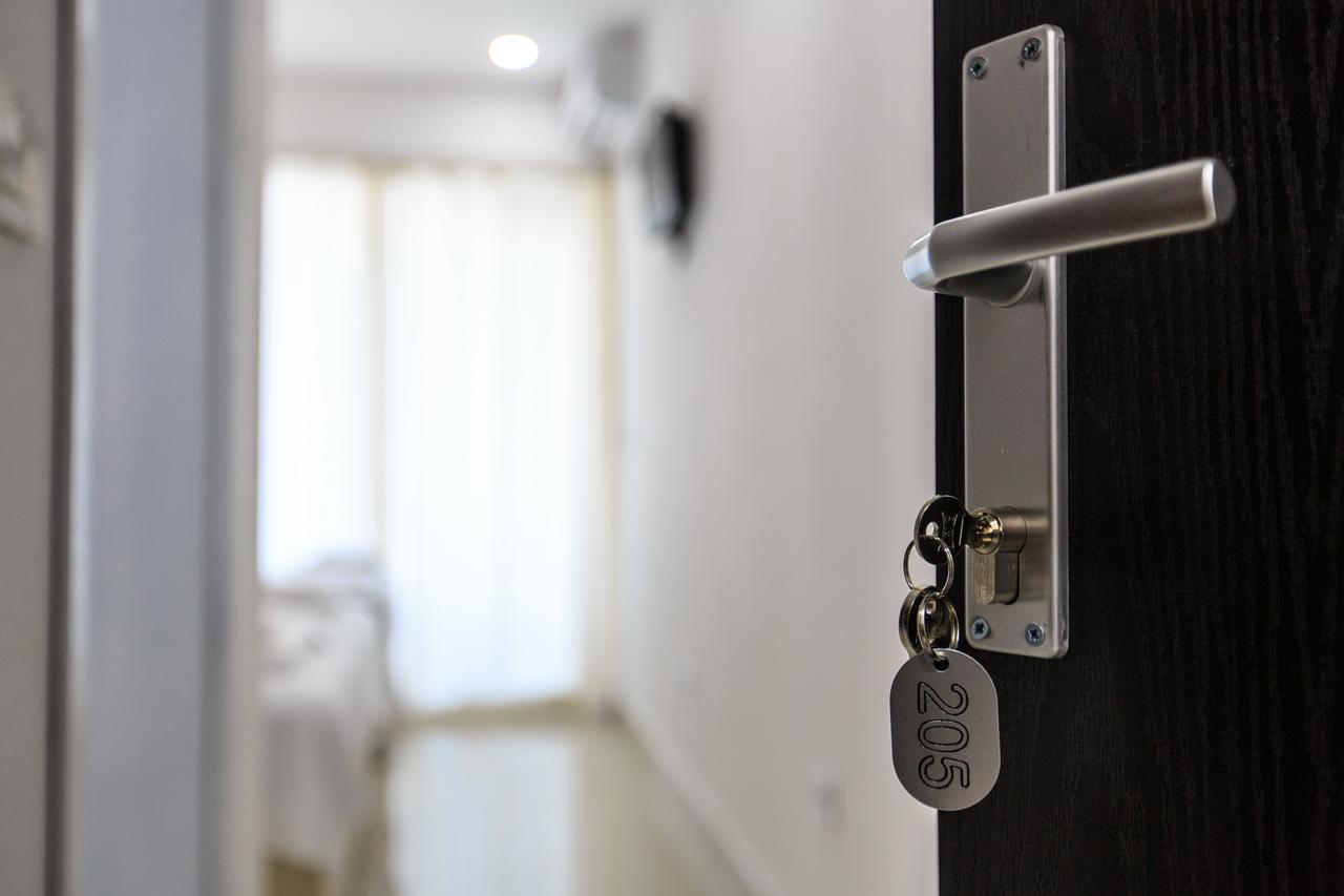Scandinavian Hotel - Ulcinj Ulqin Buitenkant foto