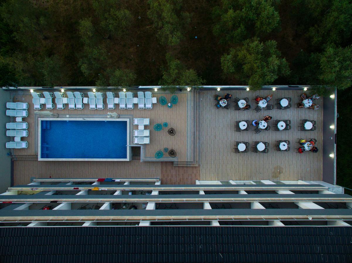 Scandinavian Hotel - Ulcinj Ulqin Buitenkant foto